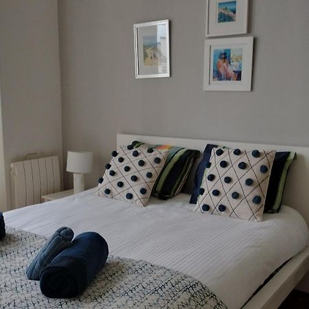 Appartement F3 Au Balcon De La Place Du Martroi Orléans Kültér fotó
