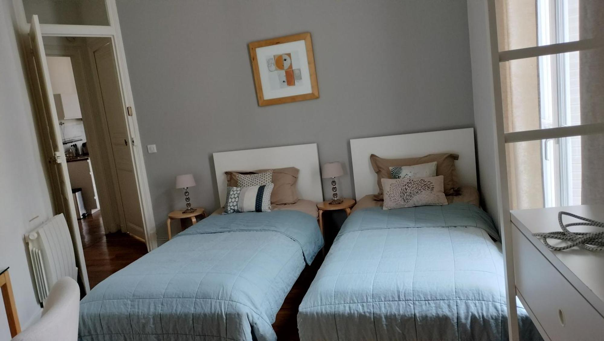 Appartement F3 Au Balcon De La Place Du Martroi Orléans Kültér fotó