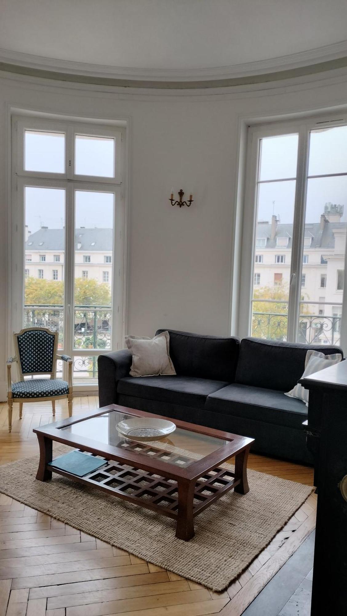 Appartement F3 Au Balcon De La Place Du Martroi Orléans Kültér fotó